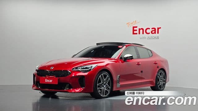 Kia Stinger 2021 — ფოტო 1/20