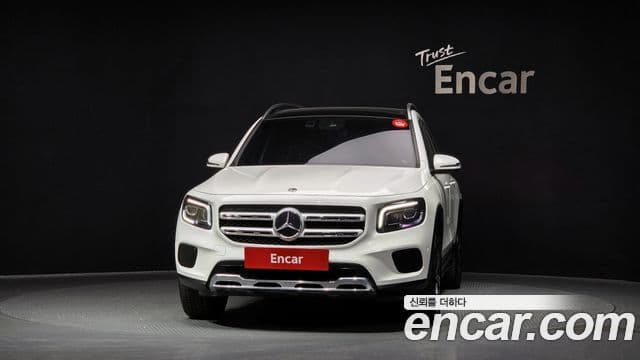Mercedes-Benz GLB-Class 2021 — Photo 6/20
