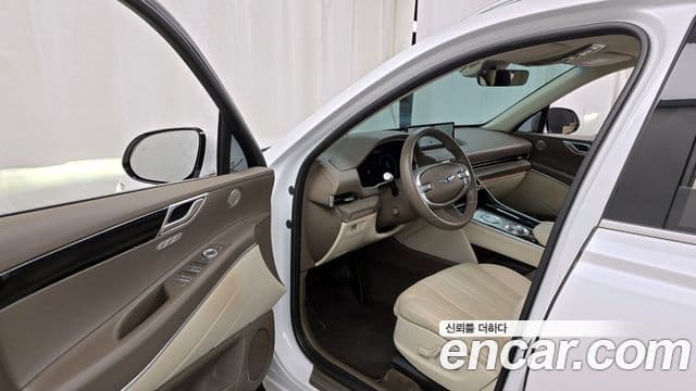 Genesis GV80 2022 — Şəkil 10/20
