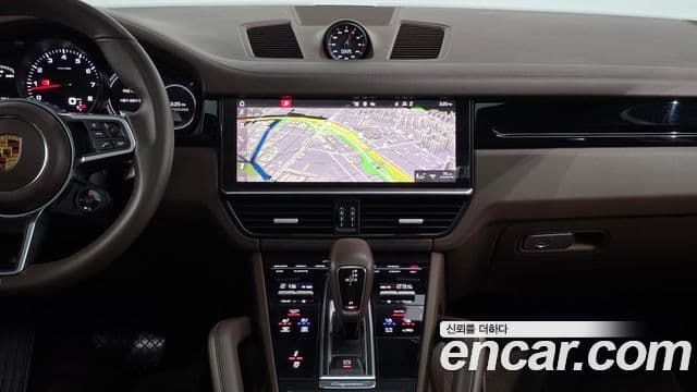 Porsche Cayenne 2021 — Photo 20/20