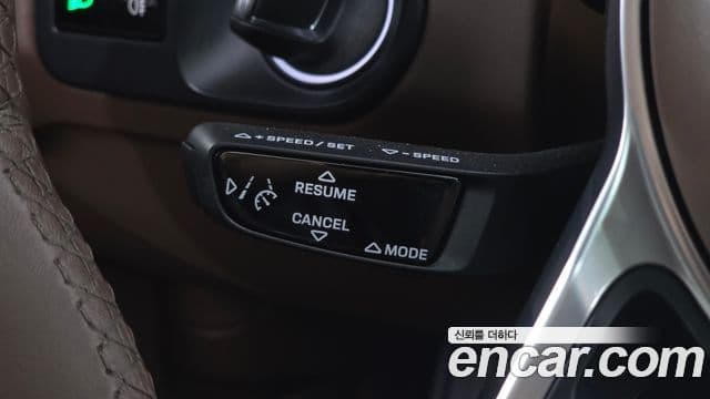 Porsche Cayenne 2021 — Photo 7/20