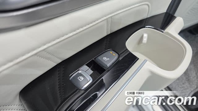 Kia Sorento 2021 — ფოტო 18/20