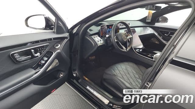 Mercedes-Benz S-Class 2023 — ფოტო 9/20