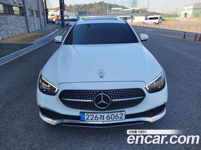 Mercedes-Benz E-Class 2022 — Şəkil 6/20