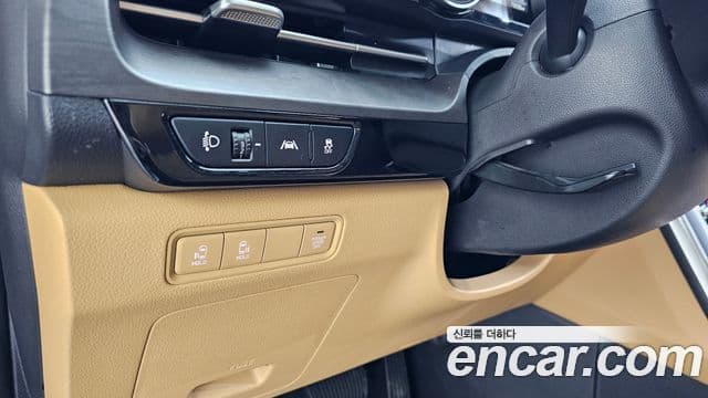 Kia Carnival 2021 — Şəkil 16/20