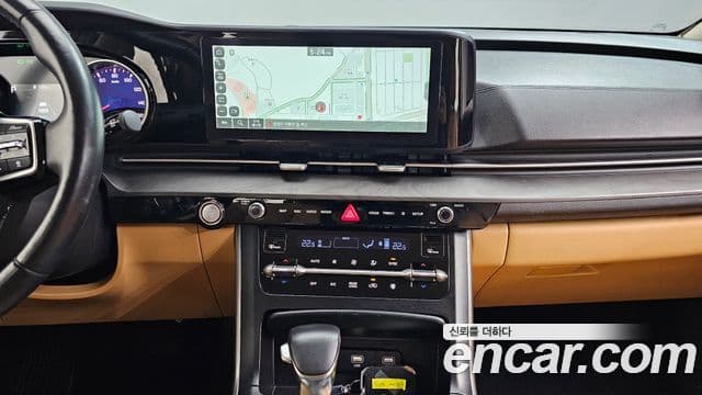 Kia Carnival 2021 — Şəkil 18/20
