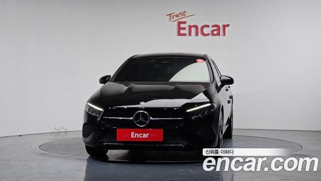 Mercedes-Benz A-Class 2024 — Şəkil 19/20