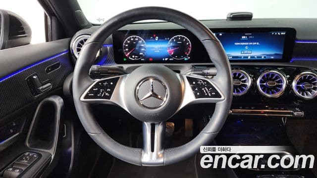 Mercedes-Benz A-Class 2024 — Şəkil 18/20