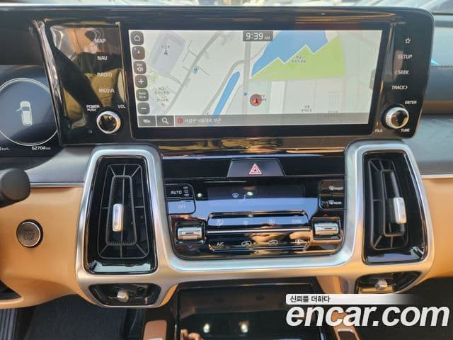 Kia Sorento 2021 — фото 8 из 20