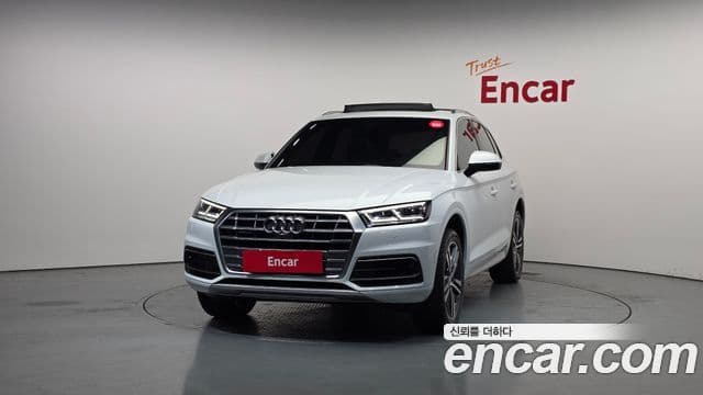 Audi Q5 2020 — ფოტო 4/20