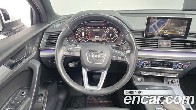 Audi Q5 2020 — ფოტო 11/20