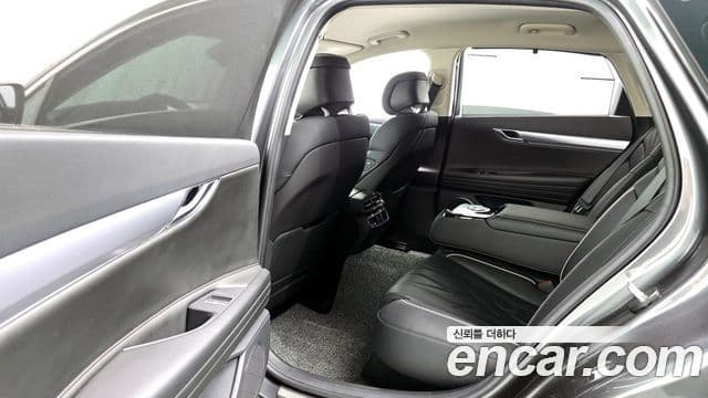 Genesis Electrified G80 2021 — Şəkil 12/20