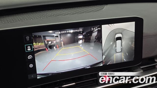 Kia Carnival 2024 — Фото 16/20
