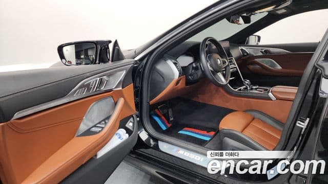 BMW 8 Series 2022 — Şəkil 16/20
