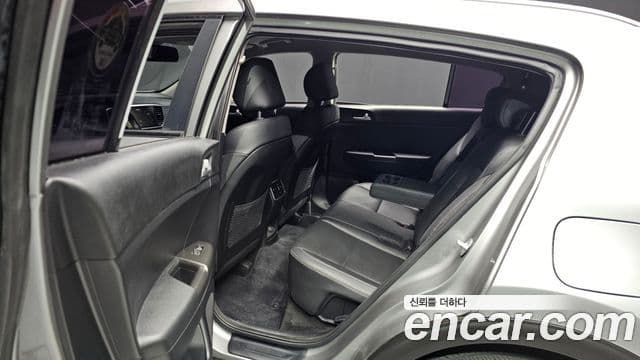 Kia Sportage The Bold 2019 — Şəkil 12/20