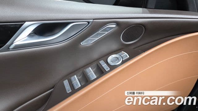 Genesis Electrified G80 2022 — Şəkil 18/20