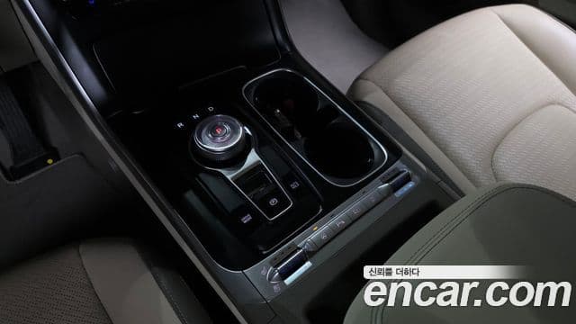 Kia Carnival 2021 — Фото 9/20