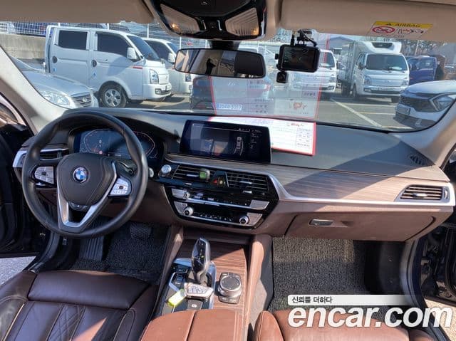 BMW 5 Series 2020 — Şəkil 18/20