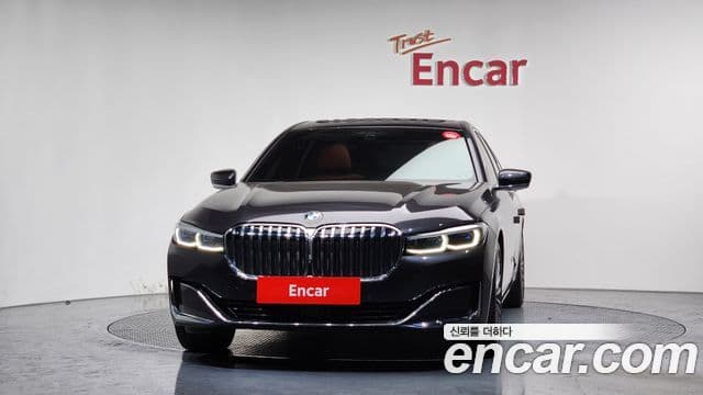 BMW 7 Series 2021 — ფოტო 3/20