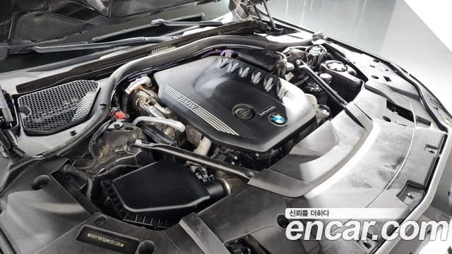 BMW 7 Series 2021 — фото 6 из 20