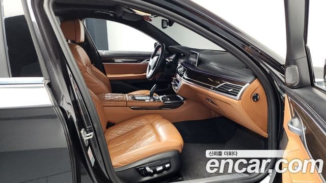 BMW 7 Series 2021 — ფოტო 11/20