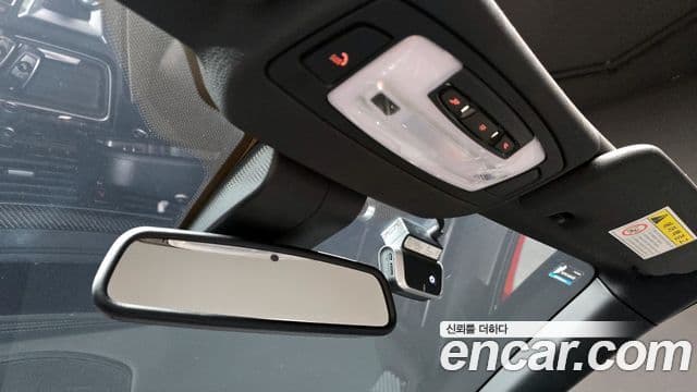 BMW M4 2018 — Şəkil 19/20