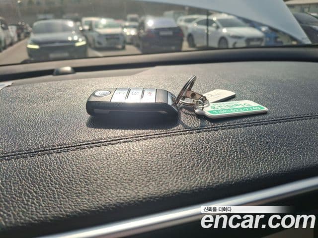 Kia Sportage The Bold 2018 — Şəkil 14/19