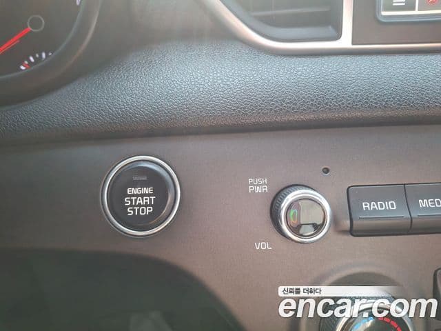 Kia Sportage The Bold 2018 — Şəkil 18/19