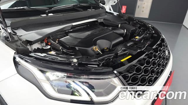 Land Rover Discovery Sport 2025 — Photo 18/20