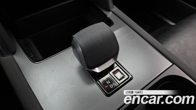 Land Rover Discovery Sport 2025 — Şəkil 9/20