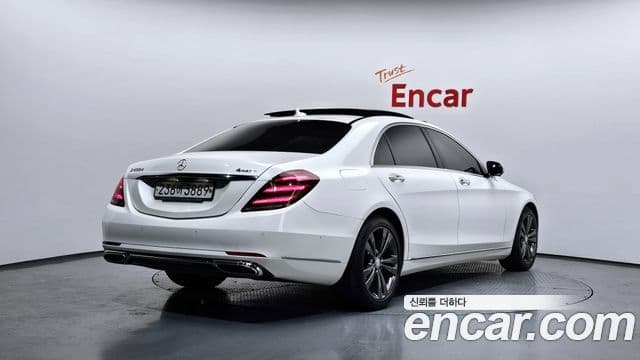 Mercedes-Benz S-Class 2018 — ფოტო 2/20