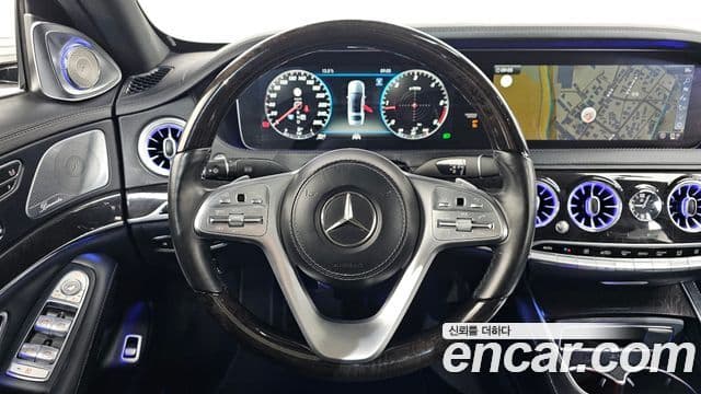 Mercedes-Benz S-Class 2018 — ფოტო 13/20