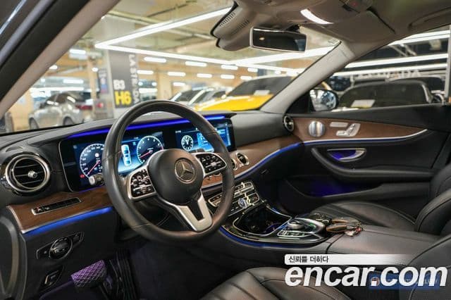 Mercedes-Benz E-Class 2019 — Şəkil 20/20