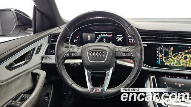 Audi Q8 2022 — ფოტო 7/20