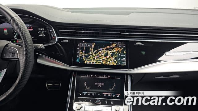 Audi Q8 2022 — ფოტო 10/20