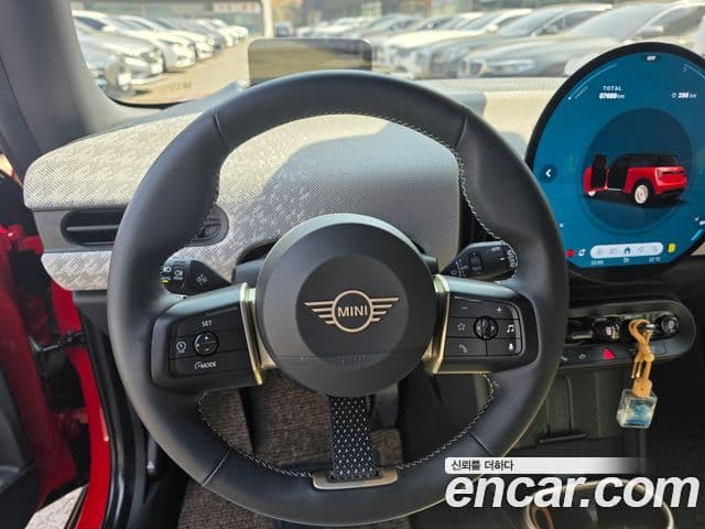 Mini Cooper S 2025 — ფოტო 19/20