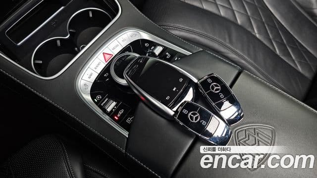 Mercedes-Benz S-Class 2018 — ფოტო 16/20