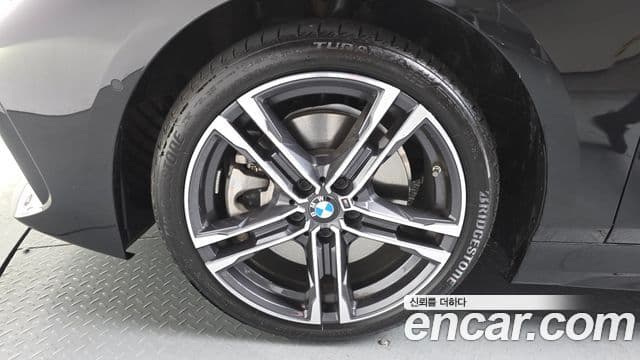 BMW 1 Series 2024 — ფოტო 5/20