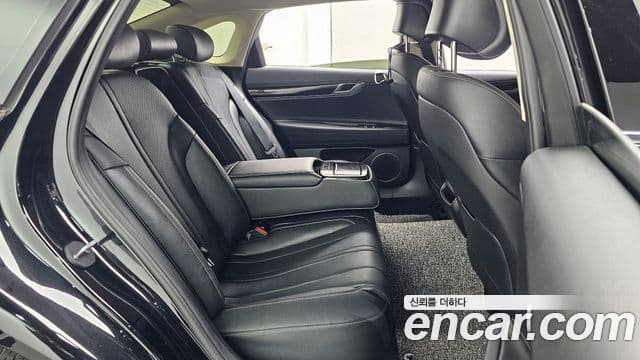 Genesis Electrified G80 2021 — Şəkil 12/20