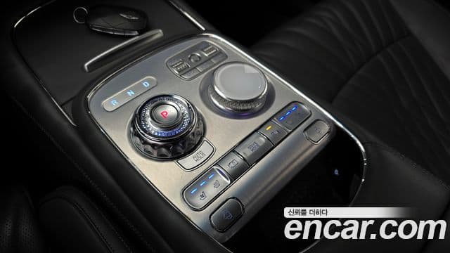 Genesis G90 2022 — Şəkil 9/20