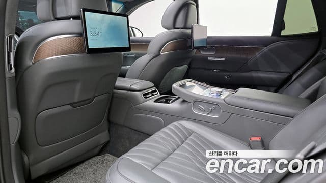 Genesis G90 2022 — Şəkil 13/20