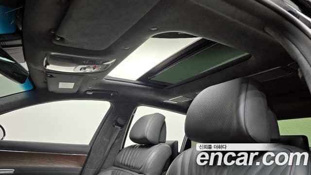 Genesis G90 2022 — Şəkil 18/20