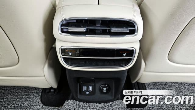 Genesis GV80 2020 — Şəkil 18/20
