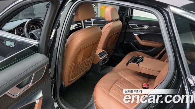 Audi A6 2022 — ფოტო 11/20