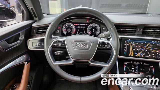 Audi A6 2022 — ფოტო 13/20