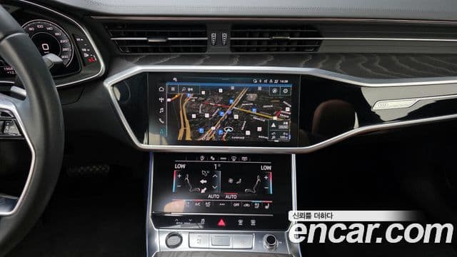 Audi A6 2022 — ფოტო 18/20