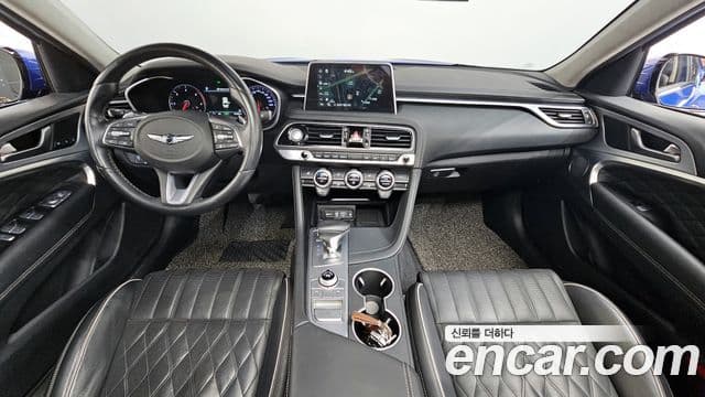 Genesis G70 2018 — Şəkil 17/20