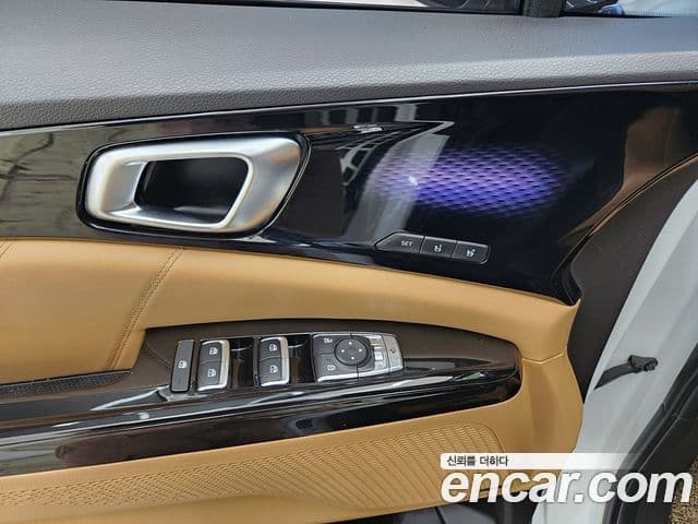 Kia Carnival 2023 — Şəkil 15/20