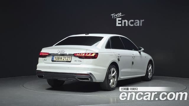 Audi A4 2021 — ფოტო 1/20