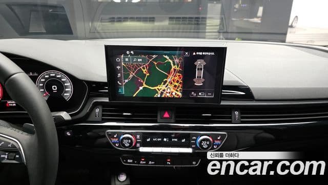 Audi A4 2021 — ფოტო 13/20